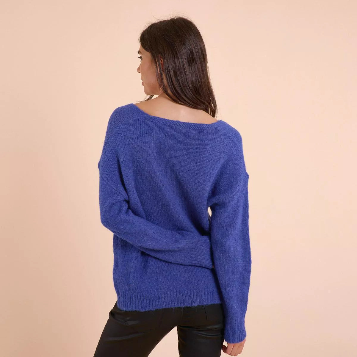 Sweewe Paris Slouchy V-Neck Sweater in Blue - clever alice