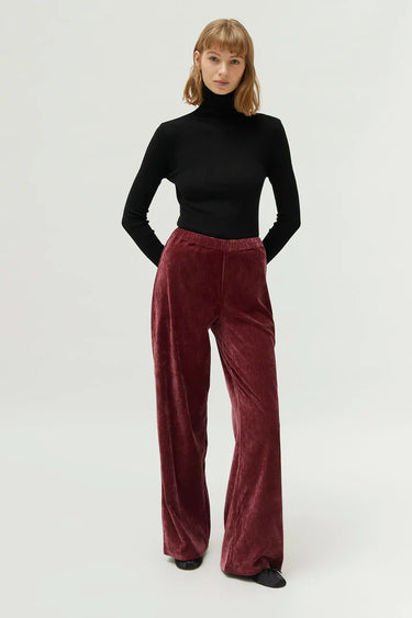 Compania Fantastica Burgundy chenille trousers