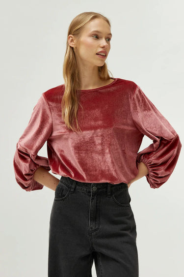 Compania Fantastica Pink puff sleeve velvet top