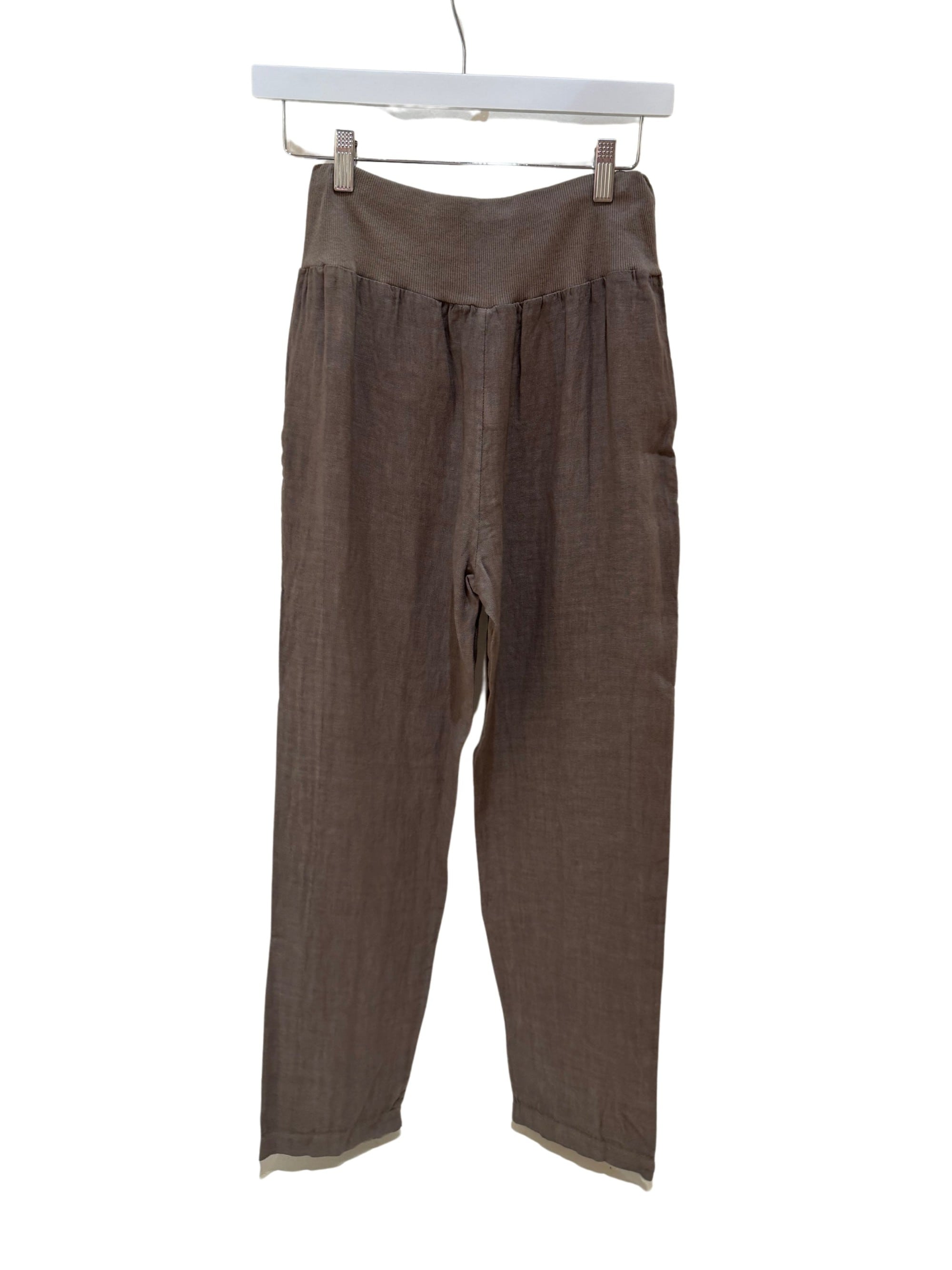Inizio Linen Pants in Brown 