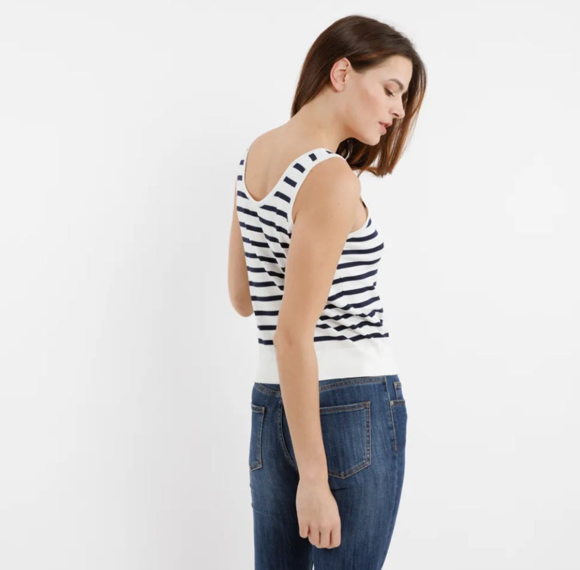 Sweewe Relaxed Tank in White and Navy 